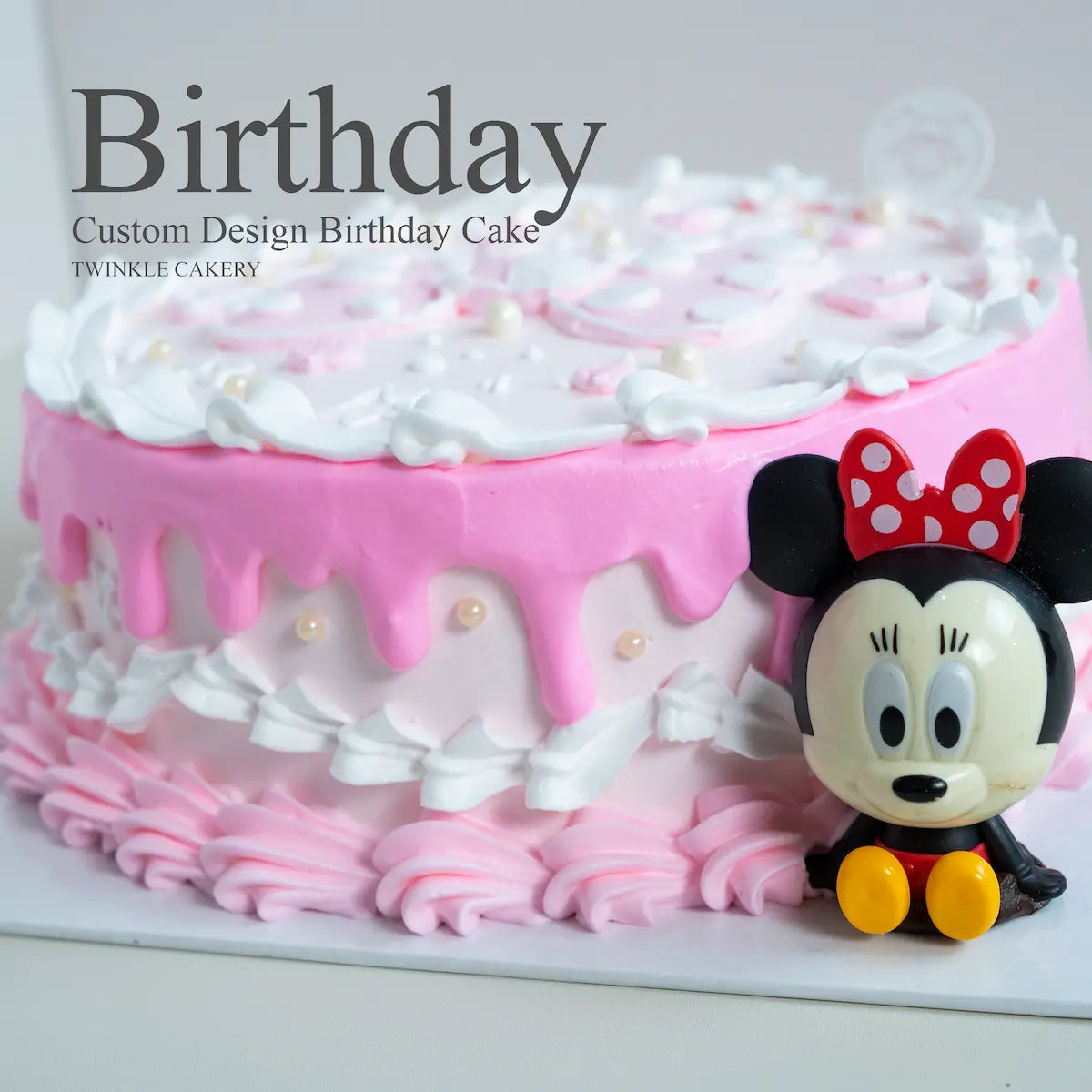 Minnie Mouse Cake