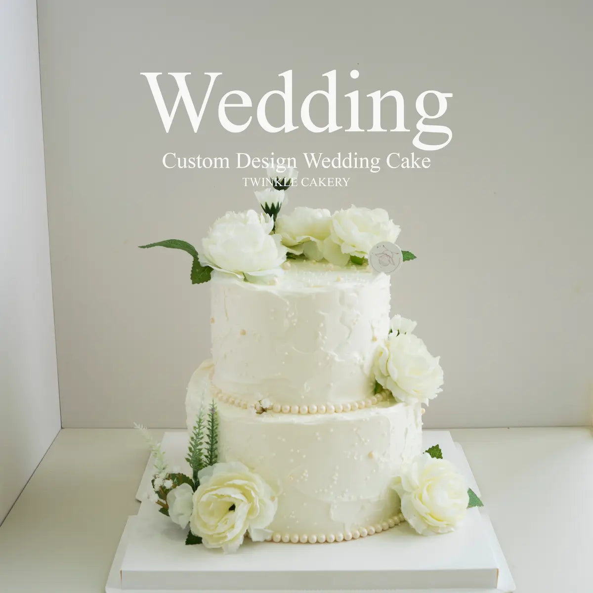 White Theme Wedding Cake