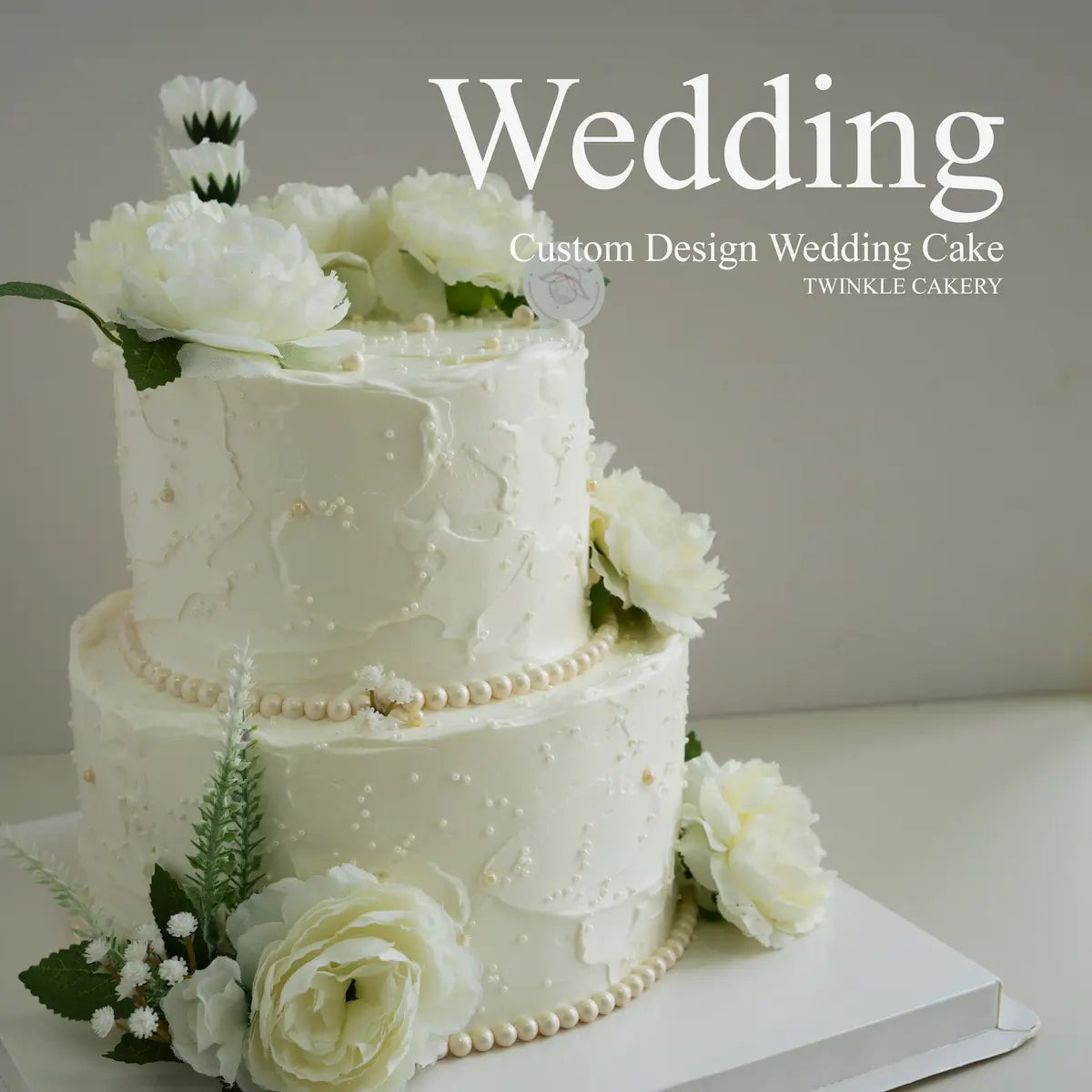 White Theme Wedding Cake