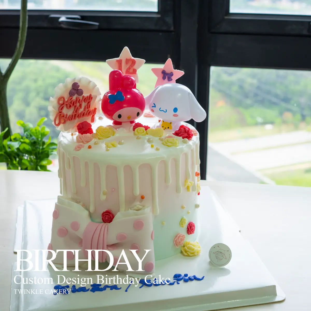 Personalized Sanrio cake with child's name and favorite characters. Delivery across Selangor