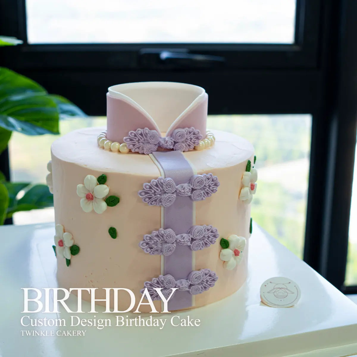 Cheong Sam cake as a Mother's Day gift and Mother's Birthday Celebration - Delivery across Selangor