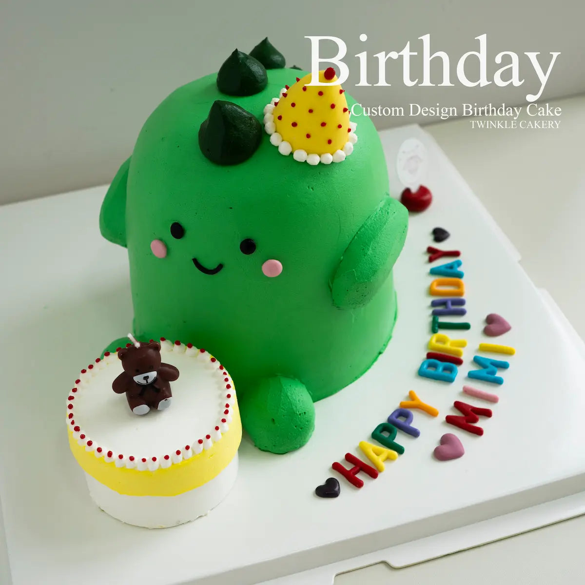 Close-up shot of the texturing on a custom 3D sculpted dinosaur celebration cake showing fresh cream detailing made with pork-free and alcohol-free ingredients in Selangor.