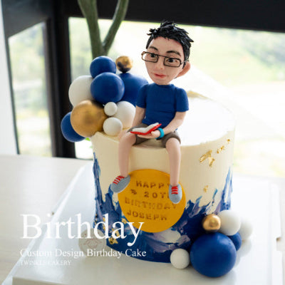 Custom Human Figure Birthday Cake with Edible Figurines - KL / Selangor  Delivery