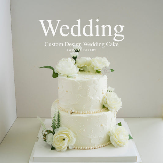White Theme Wedding Cake