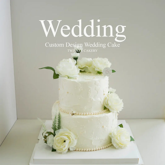White Theme Wedding Cake