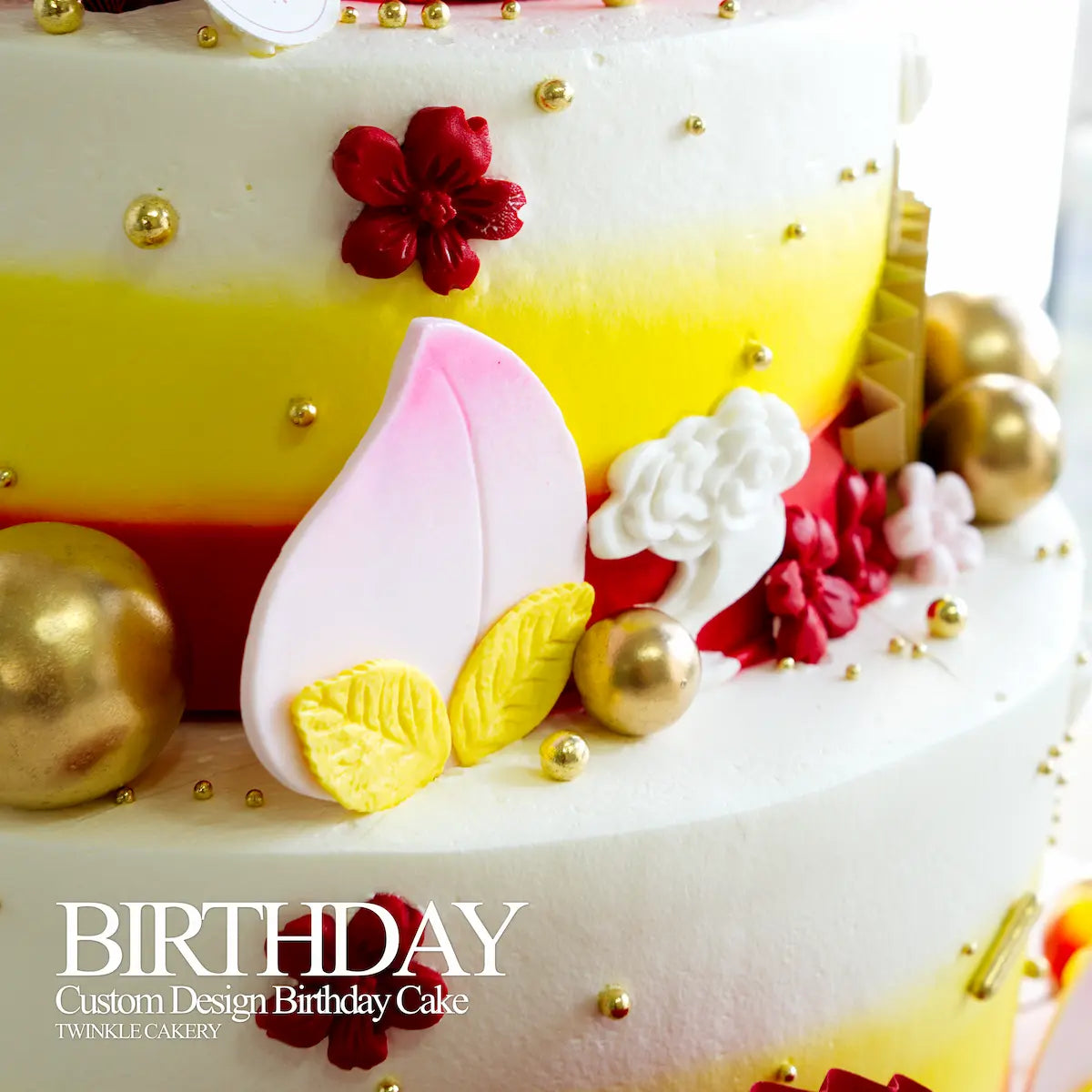 Hand-sculpted longevity peaches (寿桃) on Chinese birthday cake symbolizing long life for fathers. Delivery across Selangor